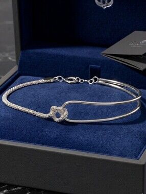 Elegant Silver Knot Bracelet